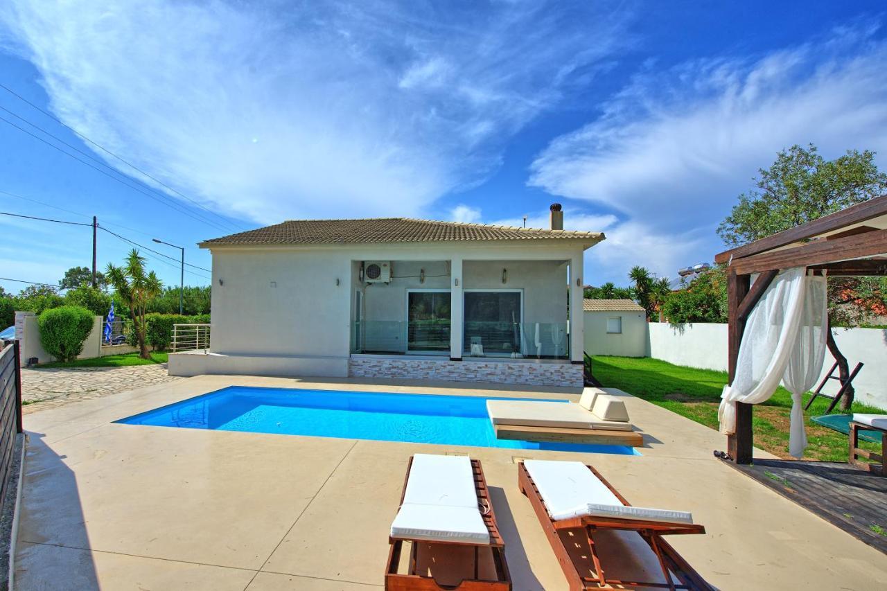 Beach Villa Christina By Posarellivillas อาคาราวี ภายนอก รูปภาพ
