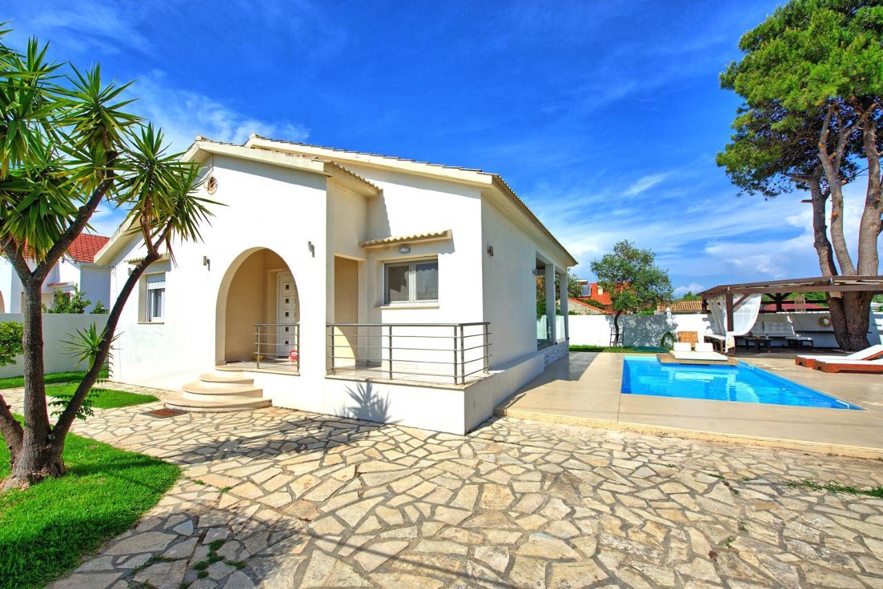 Beach Villa Christina By Posarellivillas อาคาราวี ภายนอก รูปภาพ