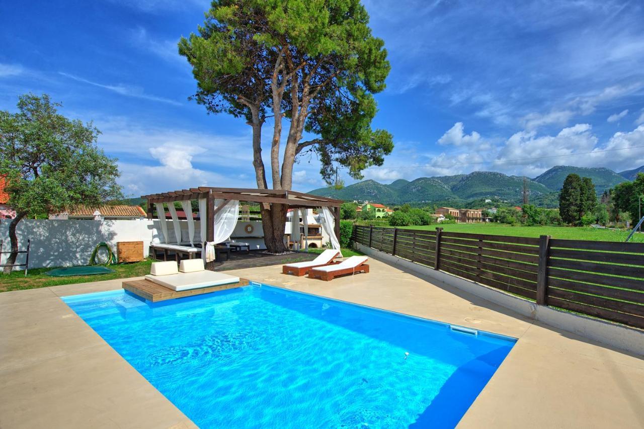 Beach Villa Christina By Posarellivillas อาคาราวี ภายนอก รูปภาพ