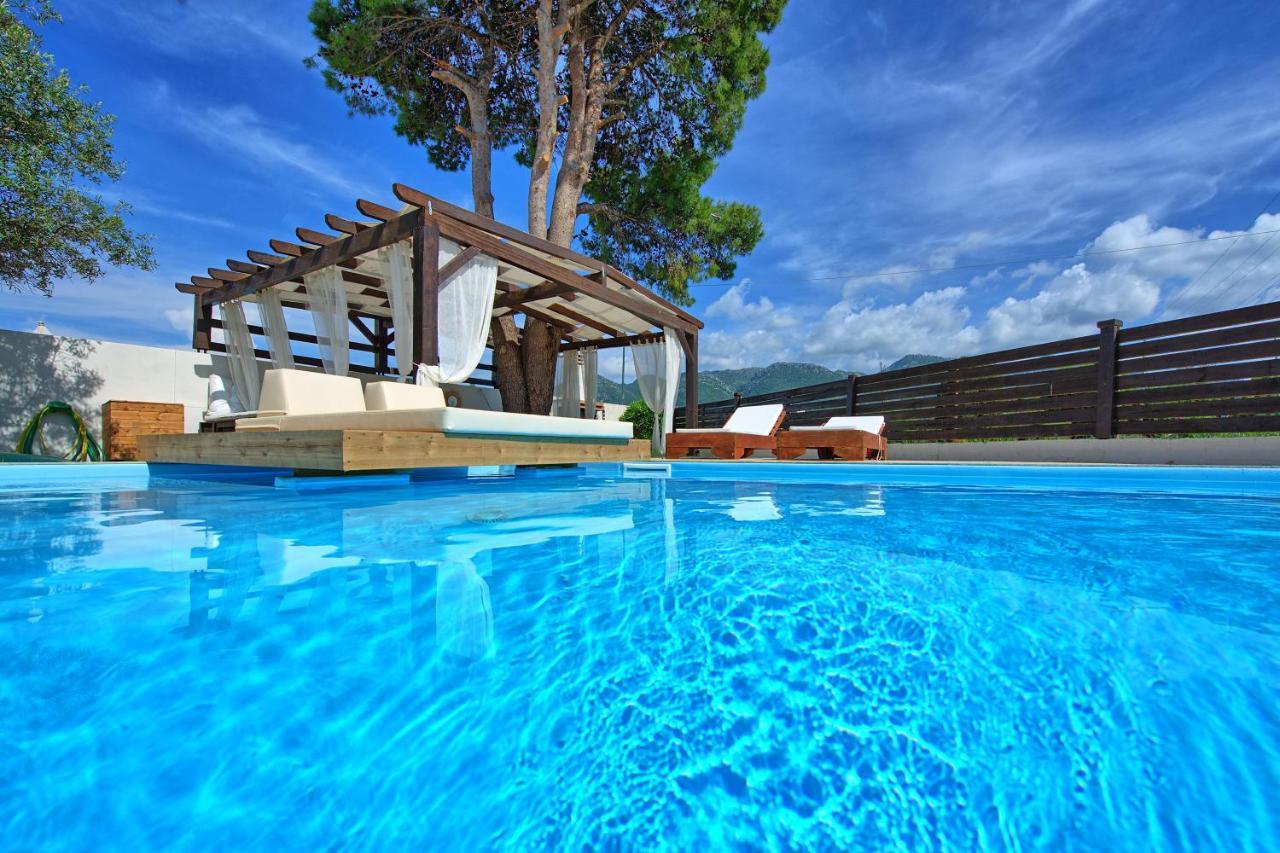 Beach Villa Christina By Posarellivillas อาคาราวี ภายนอก รูปภาพ
