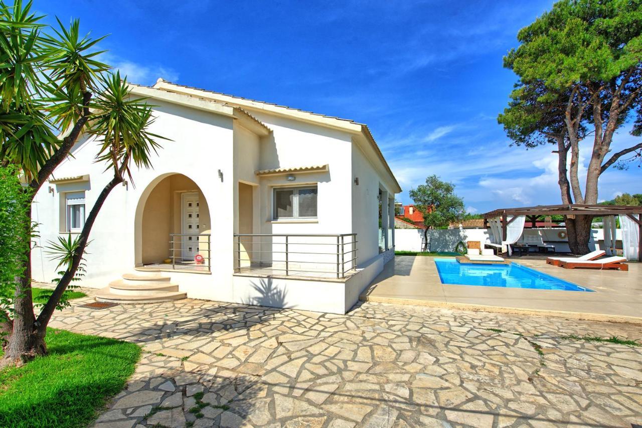 Beach Villa Christina By Posarellivillas อาคาราวี ภายนอก รูปภาพ
