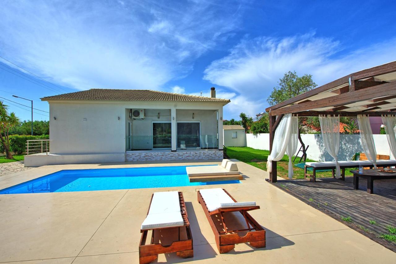 Beach Villa Christina By Posarellivillas อาคาราวี ภายนอก รูปภาพ